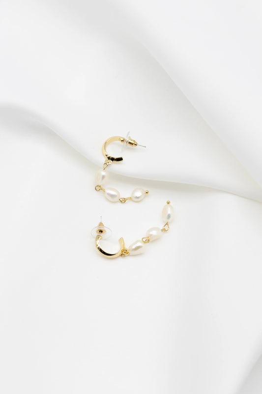 Elena Freshwater Pearl Earrings