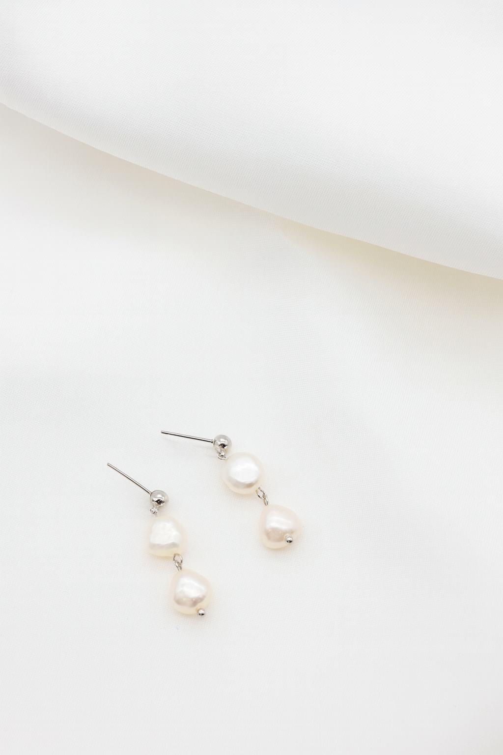 Rebecca Freshwater Pearl Earrings