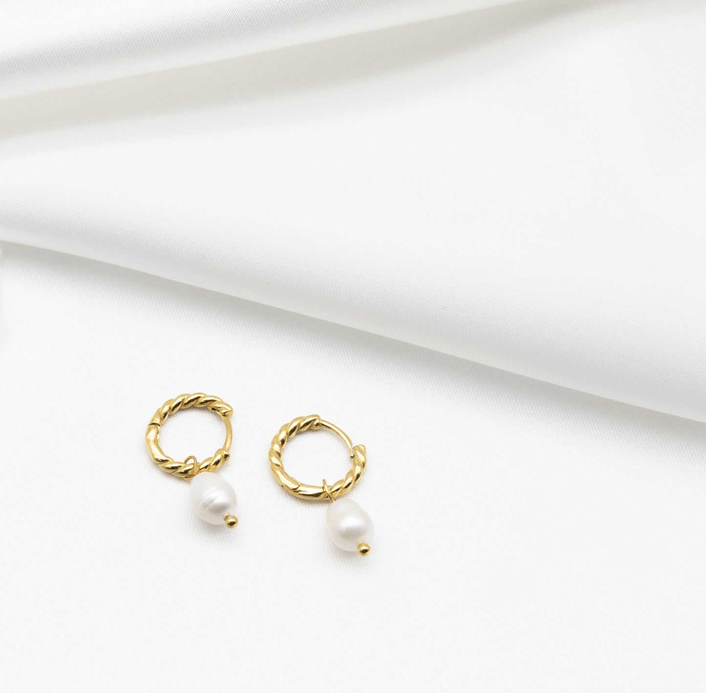 Shelley Freshwater Pearl Earrings