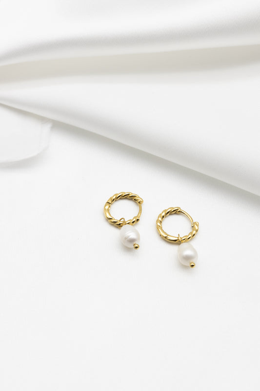 Shelley Freshwater Pearl Earrings