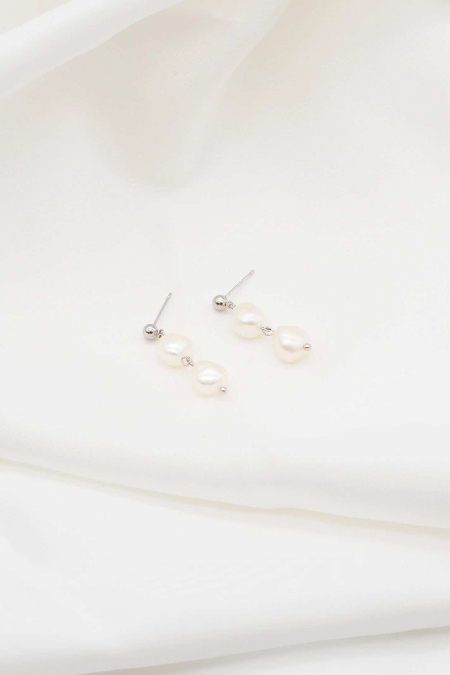 Rebecca Freshwater Pearl Earrings