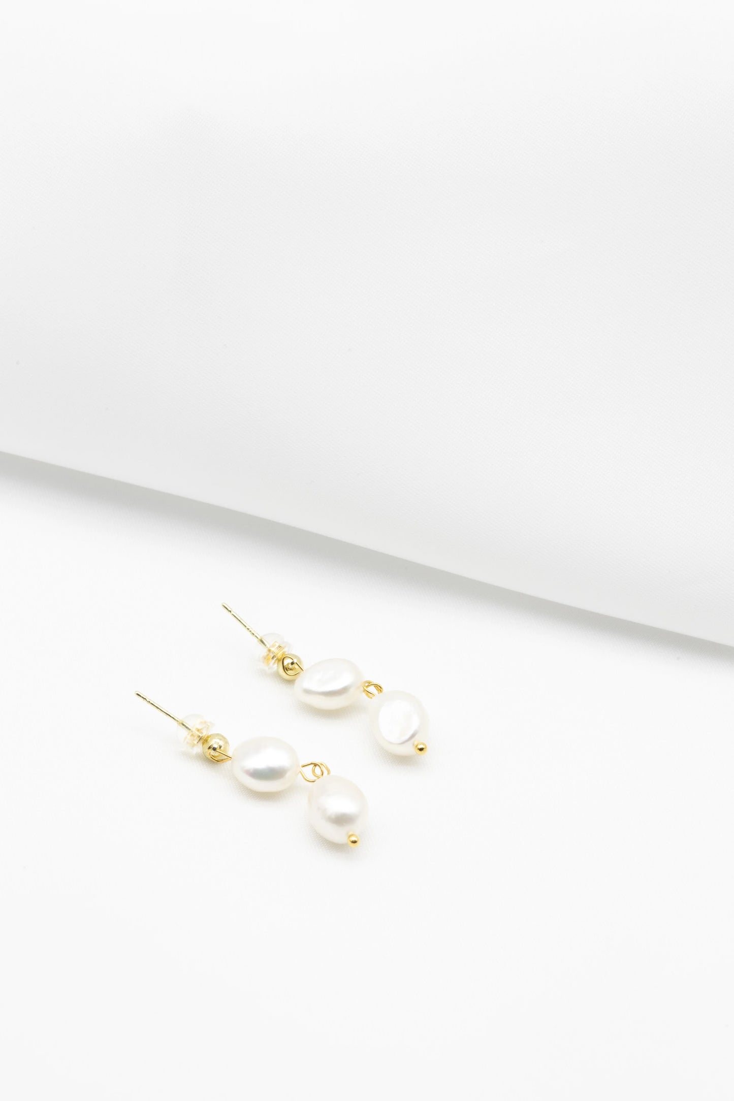 Rebecca Freshwater Pearl Earrings