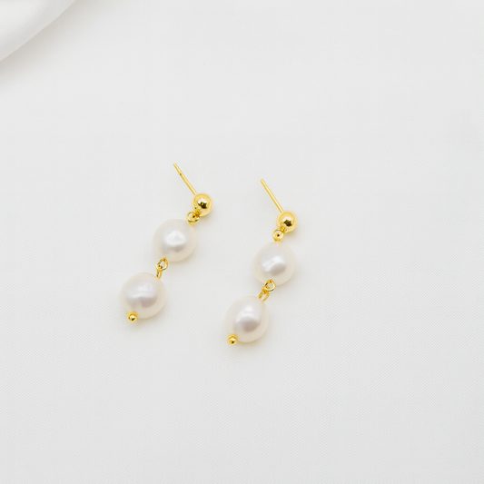 Rebecca Freshwater Pearl Earrings