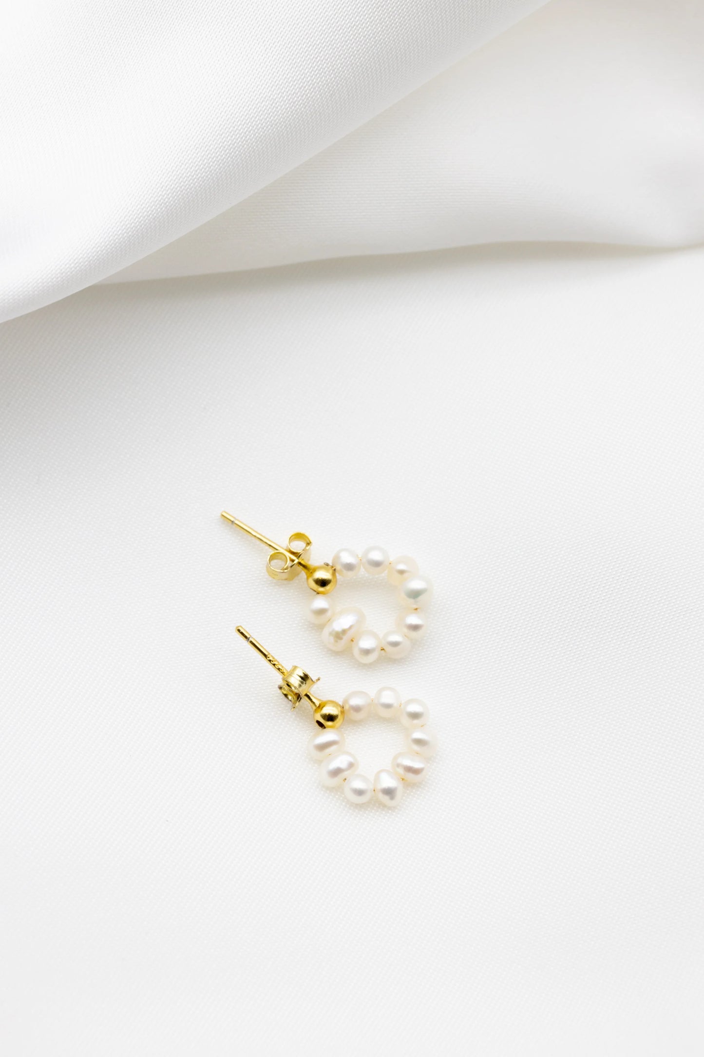 Dakota Pearl Earrings