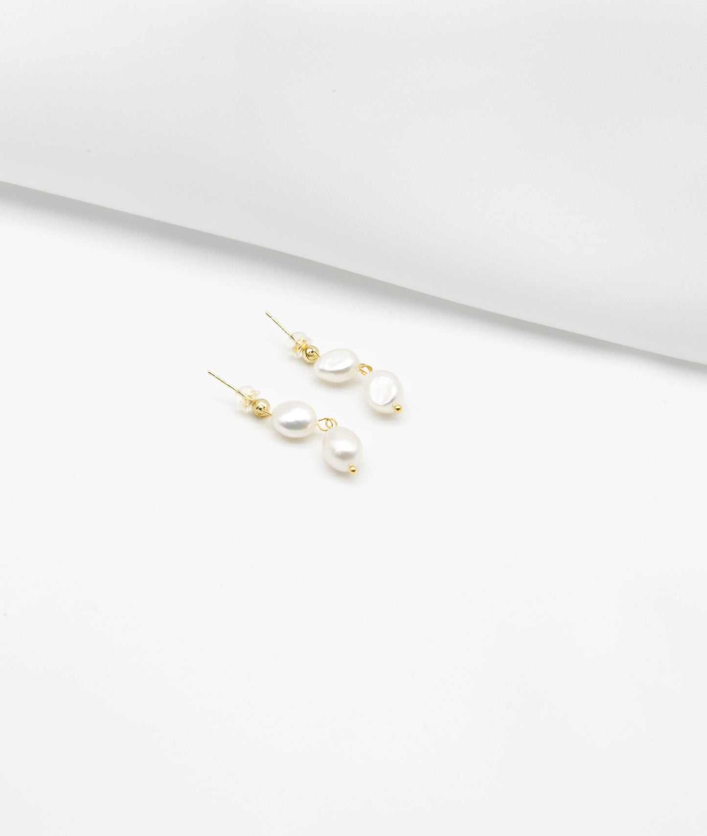Rebecca Freshwater Pearl Earrings