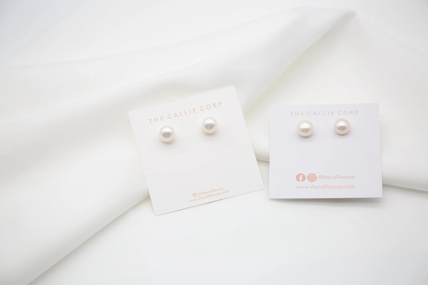 Round Freshwater Pearl Studs