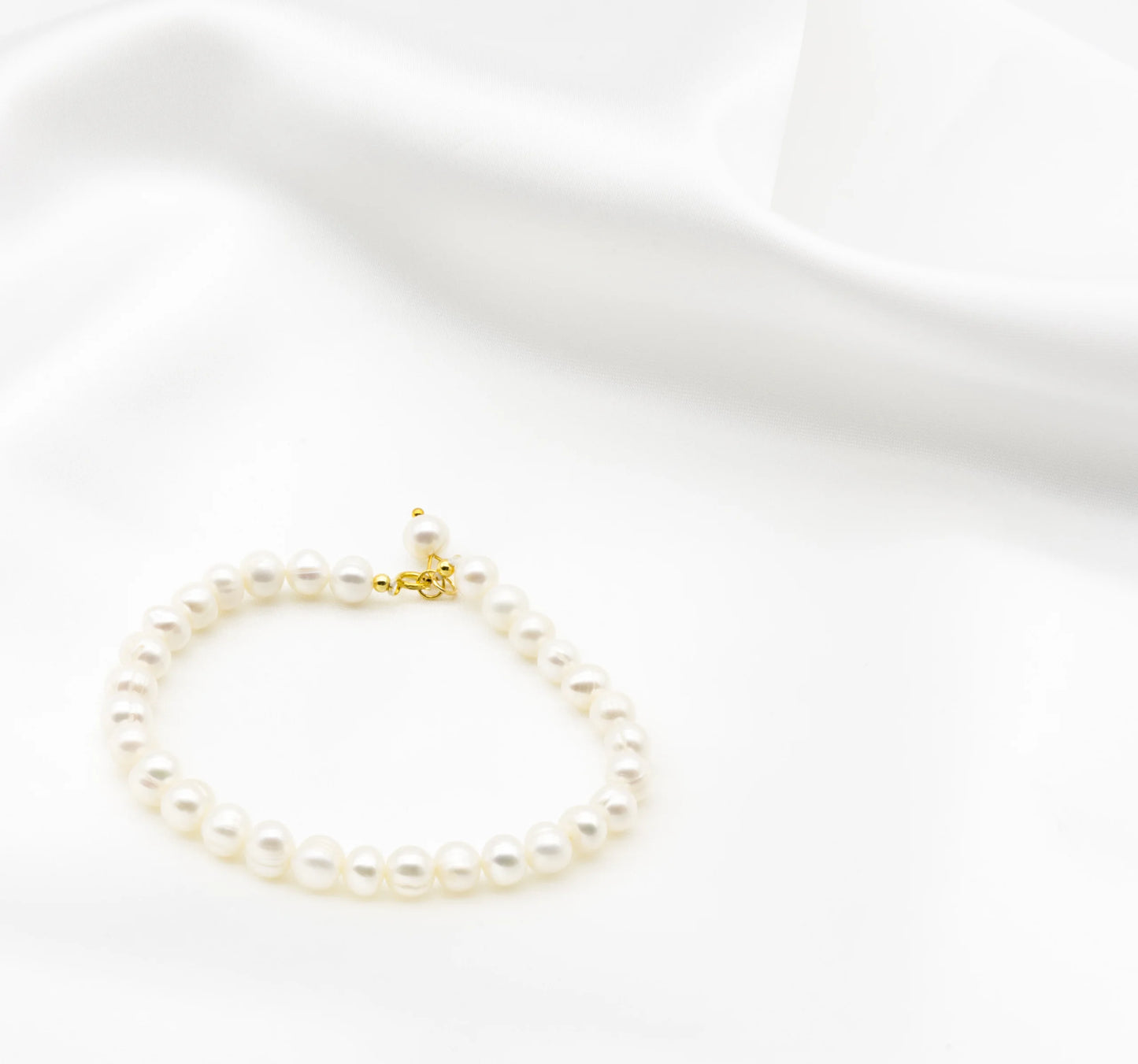 Round Freshwater Pearl Bracelet
