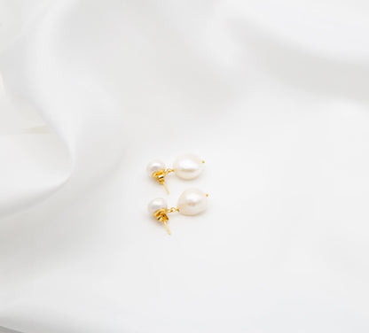 Velma Freshwater Pearl Earrings