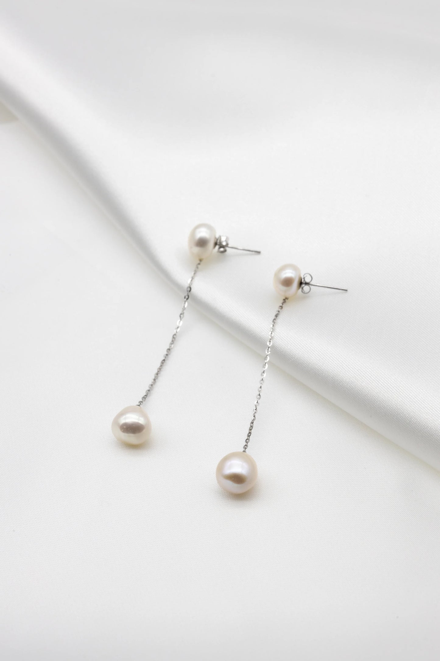Aria Freshwater Pearl Earrings