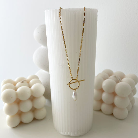 Willow Freshwater Pearl Necklace