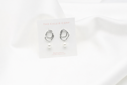 Emily Freshwater Pearl Earrings