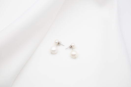 Velma - One of a Pearl Collection (Silver)