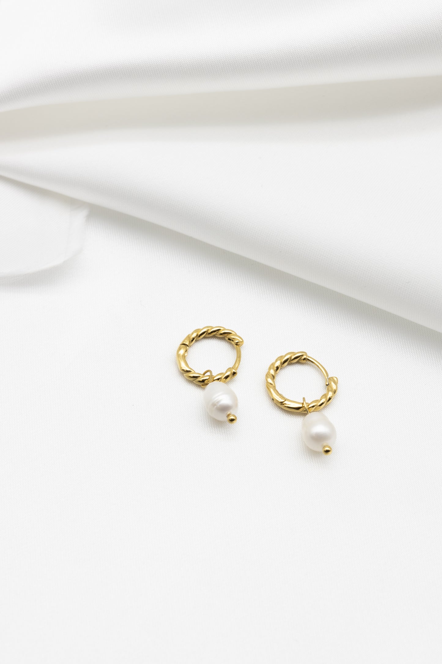 Shelley Freshwater Pearl Earrings