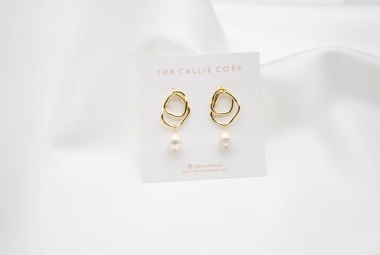 Emily Freshwater Pearl Earrings