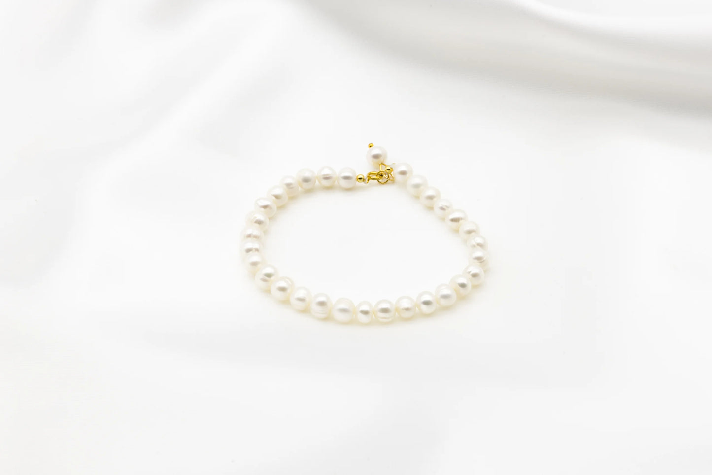Round Freshwater Pearl Bracelet
