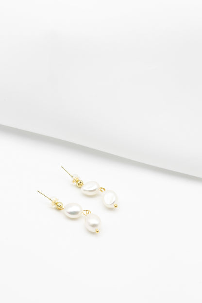 Rebecca Freshwater Pearl Earrings