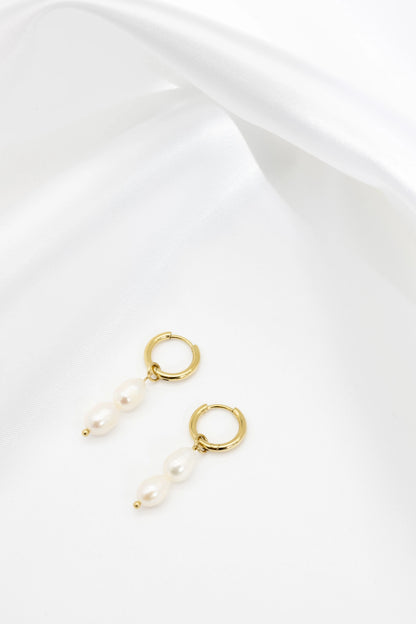 Jackie Freshwater Pearl Hoop Earrings