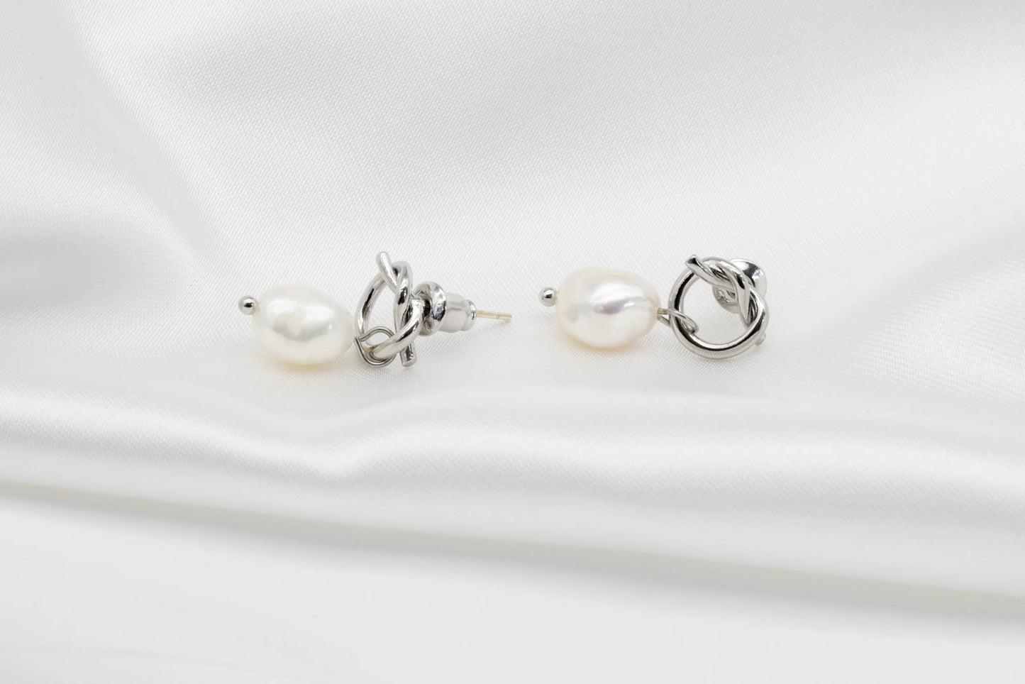 Bowie Freshwater Pearl Earrings