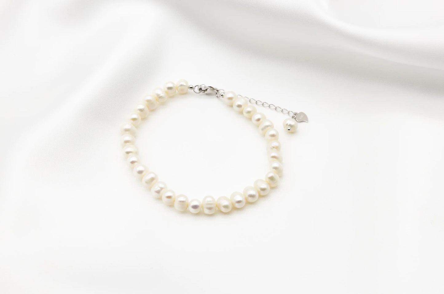 Round Freshwater Pearl Bracelet