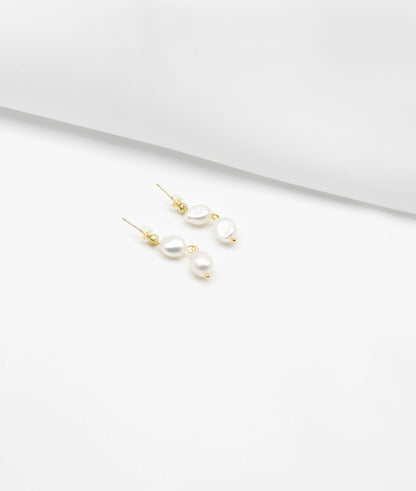 Rebecca Freshwater Pearl Earrings