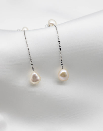 Aria Freshwater Pearl Earrings