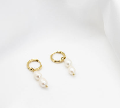 Jackie Freshwater Pearl Hoop Earrings