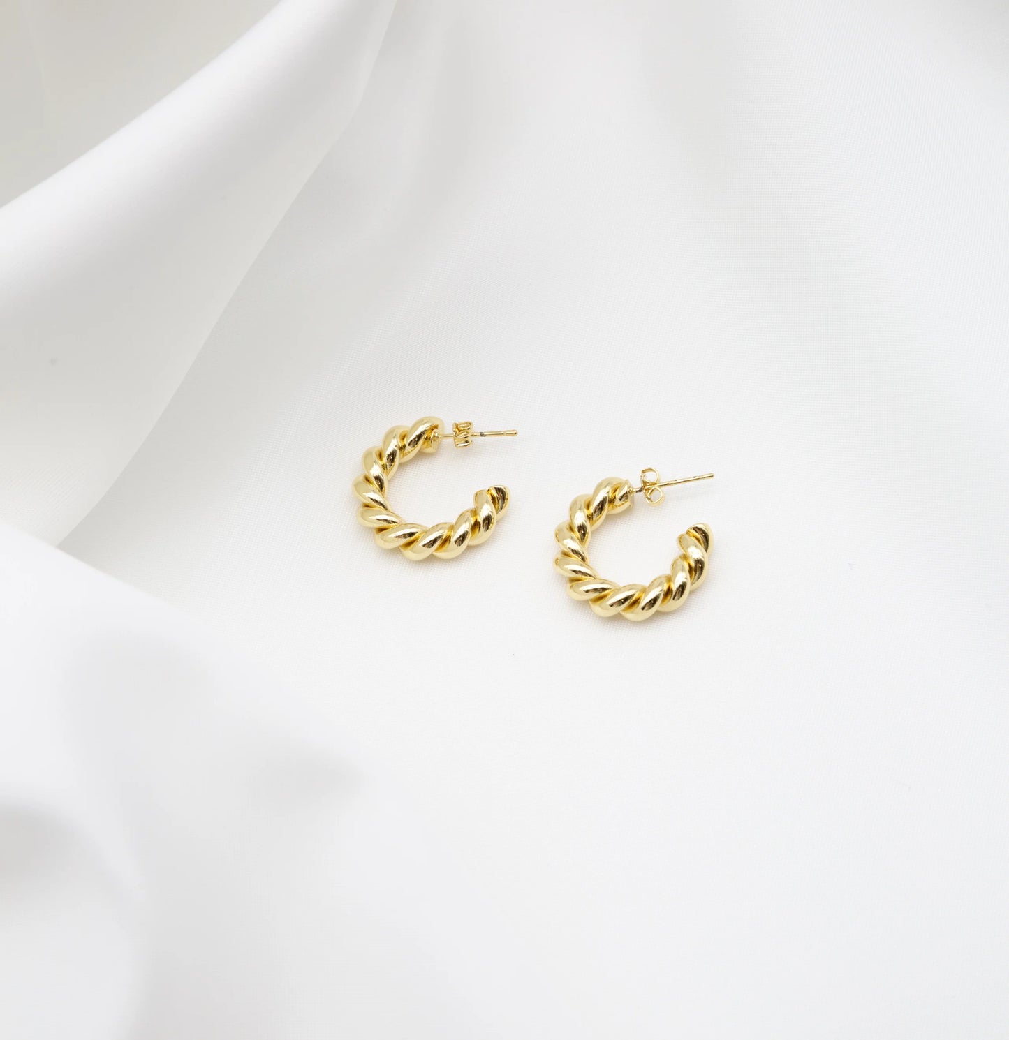 Kaz Gold Twist Earrings